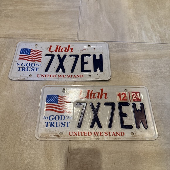 Other - Expired Utah United We Stand In God We Trust Set Pair of License Plates 7X7EW